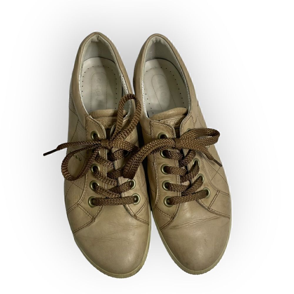 ECCO Street Golf Shoes Women's Spikeless Tan Leather Sneakers